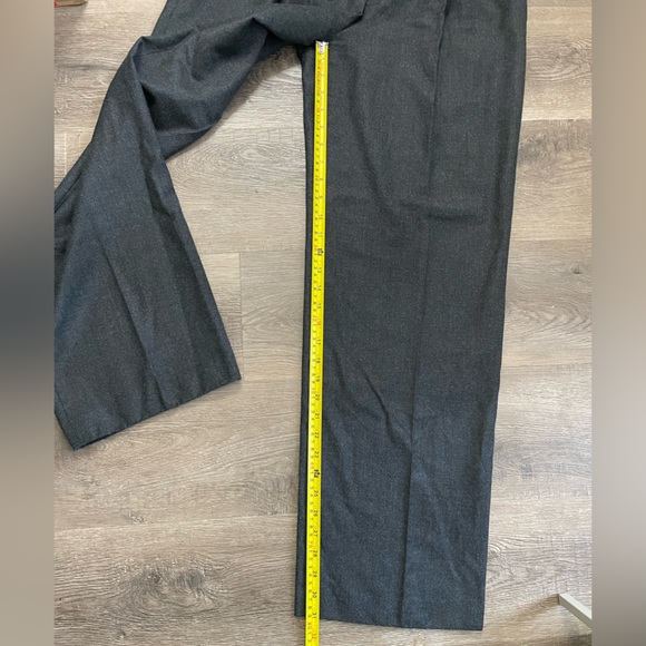 Theory Wide Leg Charcoal Gray Flannel High Waisted Pleat Trouser Pants Size 8 - Picture 8 of 12